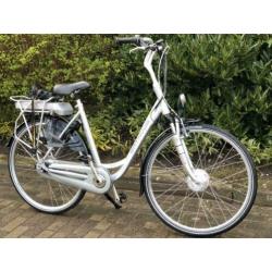 Goede Staat Batavus Genova 7 Elektrische Dames Fiets