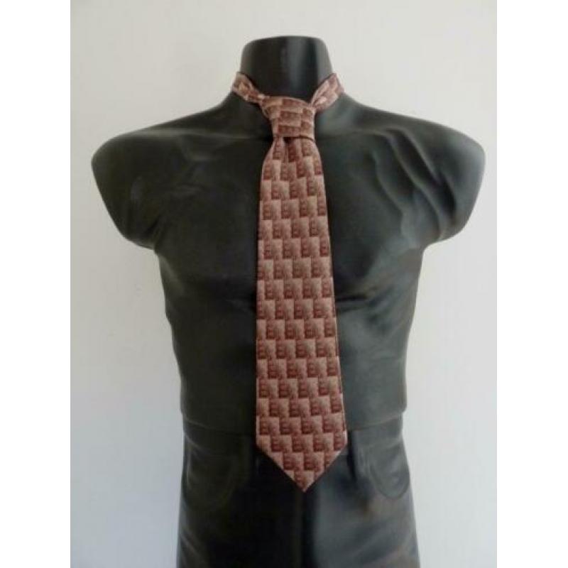 Oudroze haute couture stropdas 100% zijde met dessin Lanvin