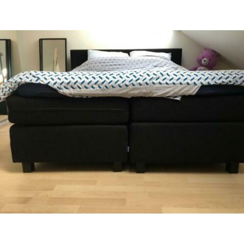 Karlsson boxspring (Beter Bed) 160x200