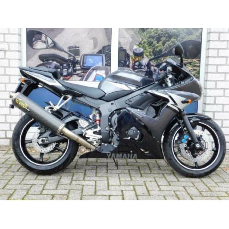 Yamaha YZF - R 6 met carbon Laser demper, pas 29445 km