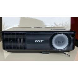Acer P1100 DLP Projector (Beamer) HDMI VGA