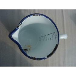 Antieke Emaille Maatbeker Wit / Blauw opdruk VOOR HUISHOUDEL