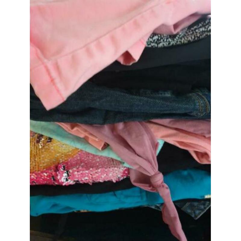 Meisjes kleding maat 140 / 152