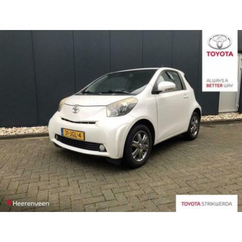 Toyota iQ 1.0 VVTi Aspiration Half leer - Stoelverwarming