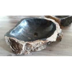 wastafel/wasbak versteend hout
