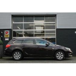 Opel Astra Sports Tourer 1.4 Turbo Business + NAVI, PDC, TRE