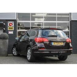 Opel Astra Sports Tourer 1.4 Turbo Business + NAVI, PDC, TRE