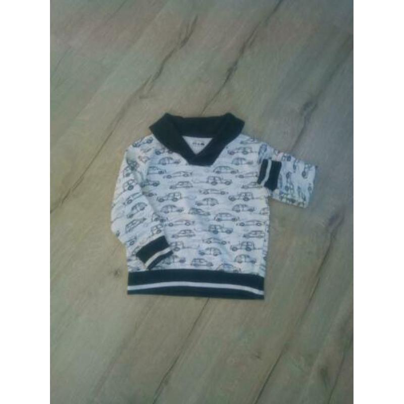 Auto trui voor het voorjaar en sturdy longsleeve maat 98
