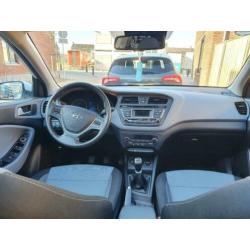 Hyundai i20 1.2i 5D 2015 Wit PANO/Origineel NL