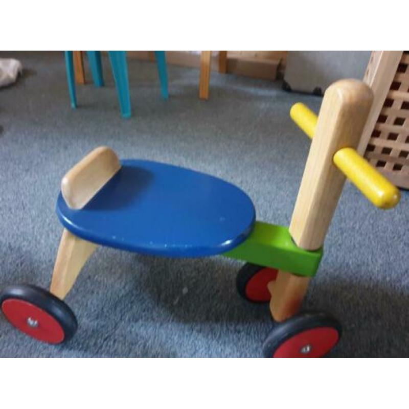 Houten driewieler