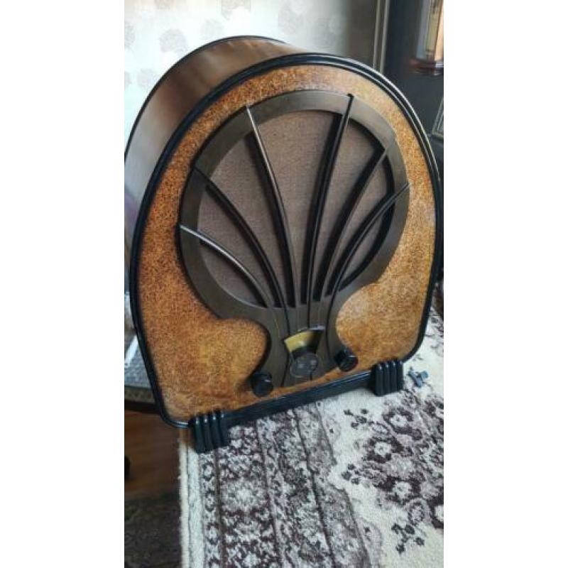 Philips radio 830A. 1931 Speelt.