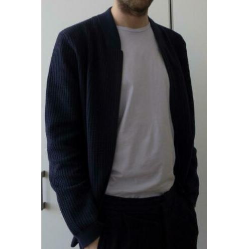 COS vest donkerblauw maat s (valt als m)