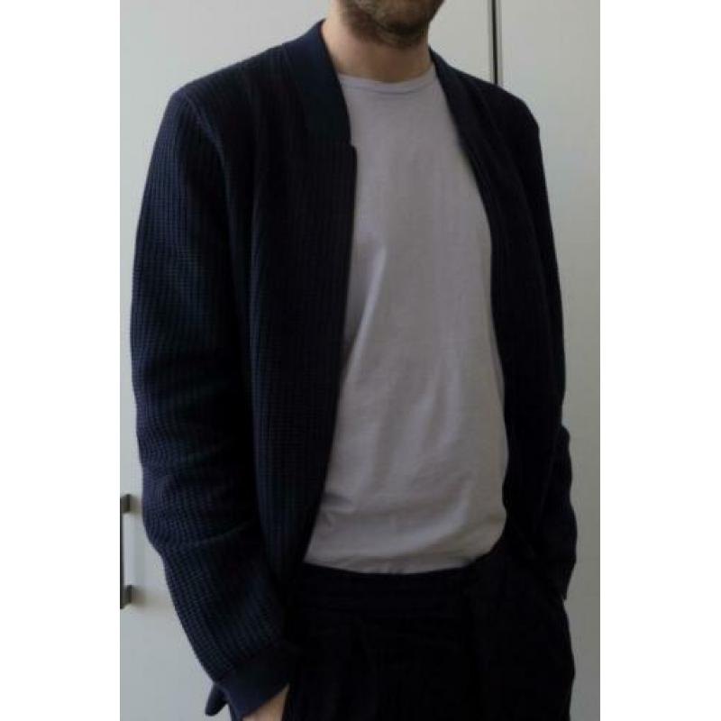 COS vest donkerblauw maat s (valt als m)