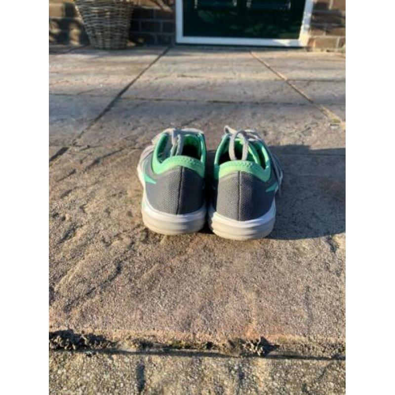 Nike dual fusion sportschoenen dames maat 39