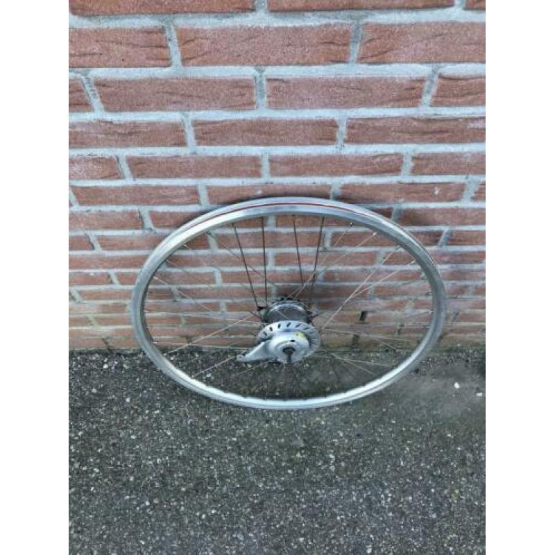 Shimano nexus 8 premium achterwiel in goede staat