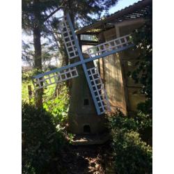 Tuin ornament molen beton beeld