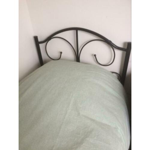 Mooie bed