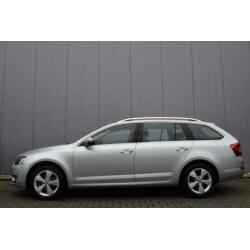 Skoda Octavia Combi 1.6 TDi DSG Elegance ECC, Sportstoelen,