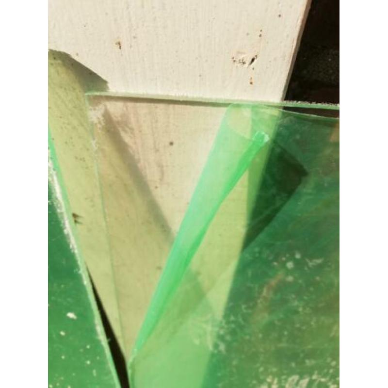 plexiglas 4 mm helder, 3 st. 100*100 cm. Tbv carona scherm