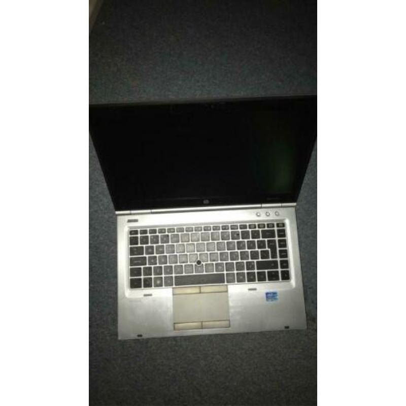 hp elitebook 8470p i5 // MOET NU WEG!!!