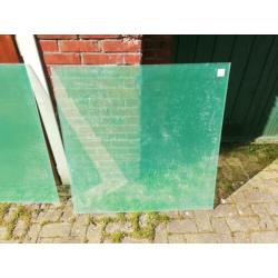plexiglas 4 mm helder, 3 st. 100*100 cm. Tbv carona scherm