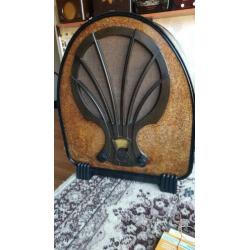 Philips radio 830A. 1931 Speelt.