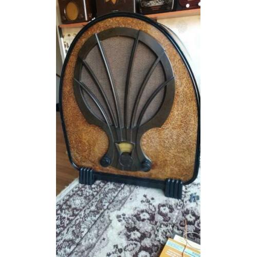 Philips radio 830A. 1931 Speelt.