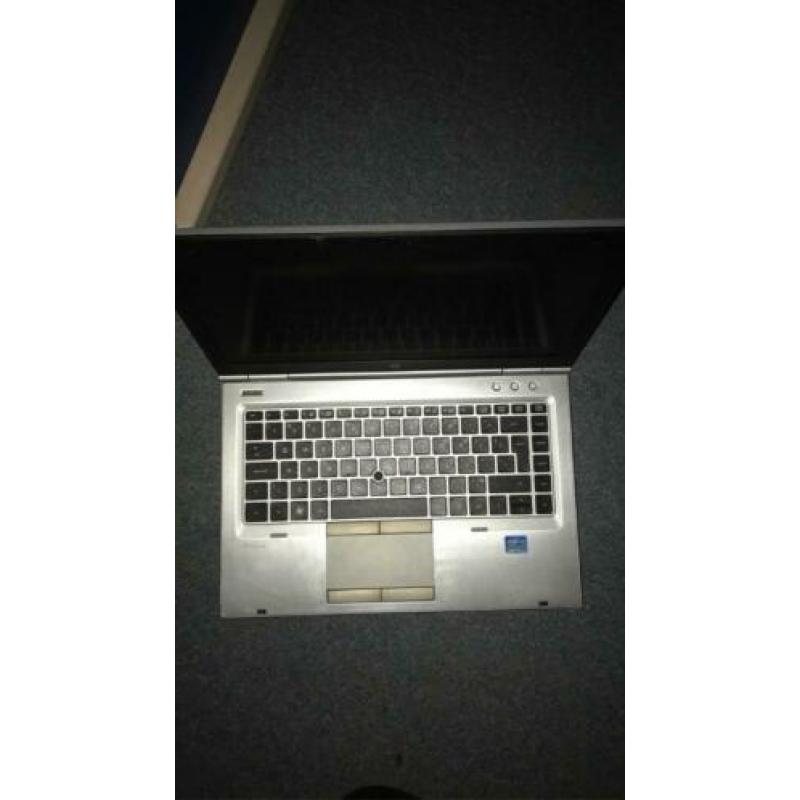 hp elitebook 8470p i5 // MOET NU WEG!!!