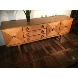 Super Retro dressoir van Beautility "Chain Link" Mid Century