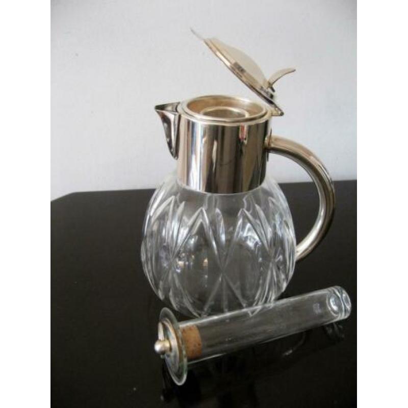 Art deco kristallen karaf, verzilverd met koel element