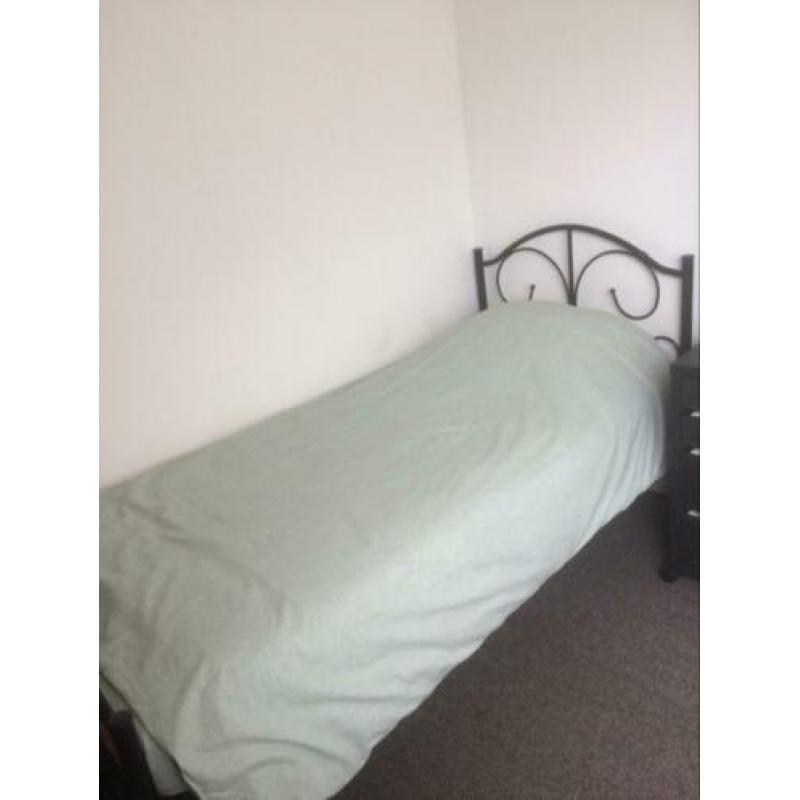 Mooie bed
