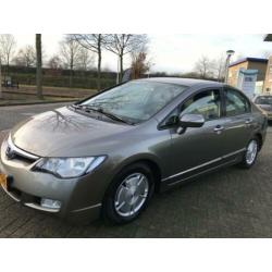 Honda Civic 1.3 Hybrid zeer nette auto vol optie`s airco.