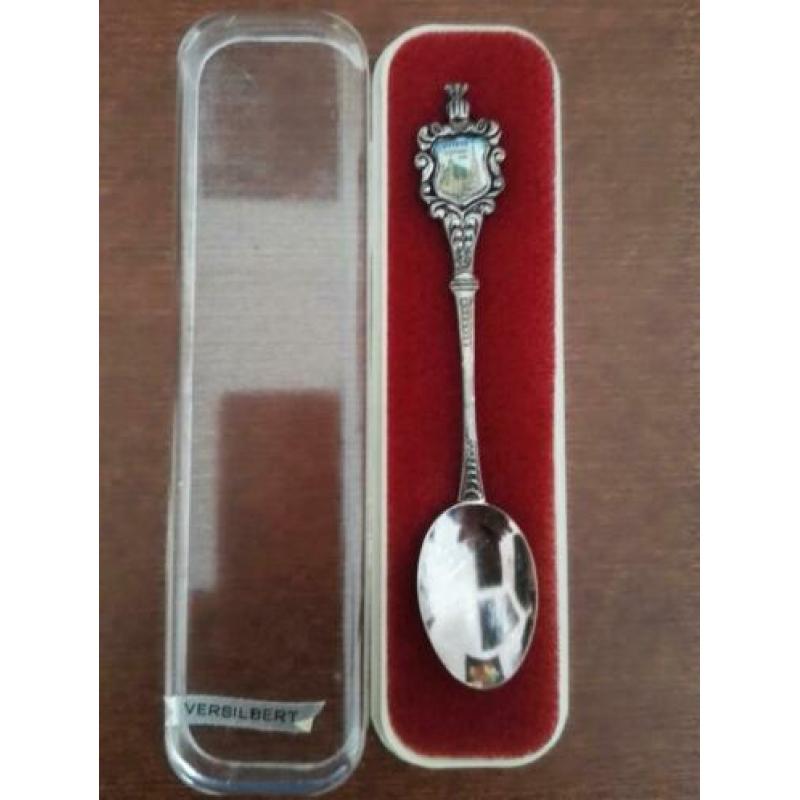 Verzilverd souvenir lepeltje uit Wenen