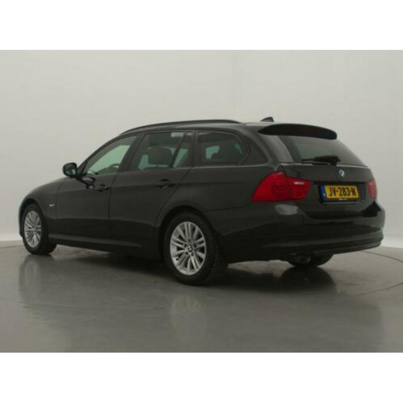 BMW 3 Serie Touring 316d 2.0 LEDER / NAVI GROOT / AIRCO-ECC
