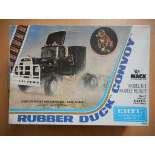Mack Conventional "Rubber Duck" / ERTL 1:25