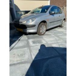 Peugeot 206 1.4 3D AUT 1999 Grijs