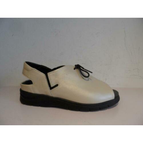 Beige Durea sandalen 38