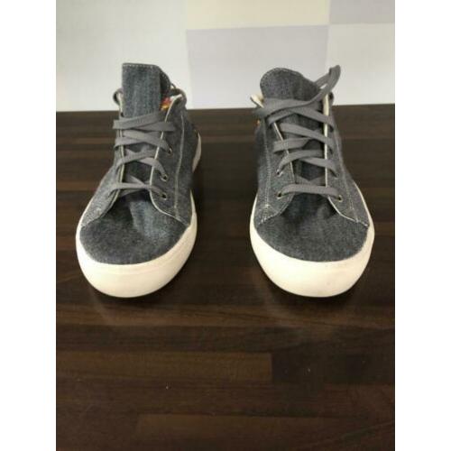 Handgemaakte sneakers maat 42