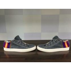Handgemaakte sneakers maat 42