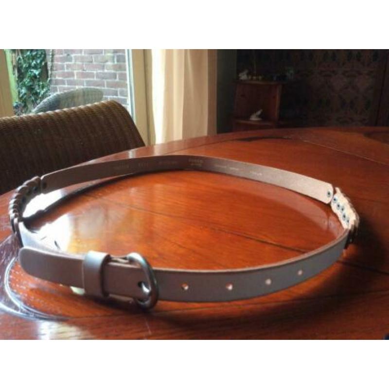 Gloednieuwe orginele fossil leren riem-wit,goud,brons,zilver