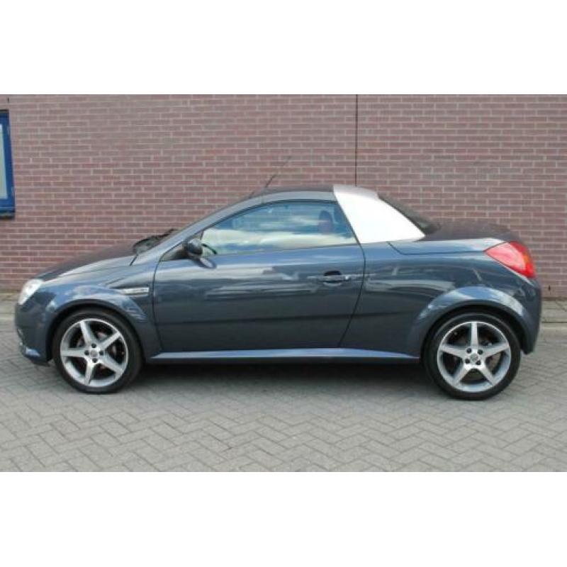 Opel Tigra TwinTop 1.8-16V Rhythm