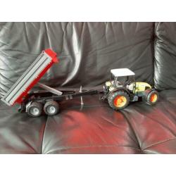 Speelgoed trekker CLAAS met aanhanger