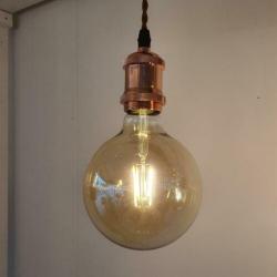 Plafondlamp van boomstam