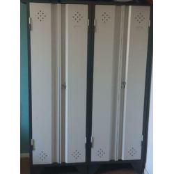 2 leuke lockers (kledingkasten)