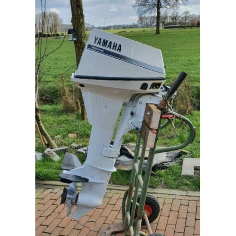 Yamaha 9.9pk 4 takt op afstandsbediening!