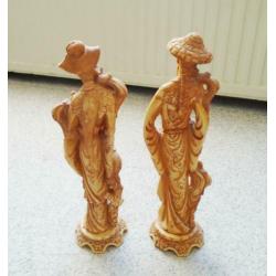 set van 2 ivorine beelden van chinese figuren 37 cm groot