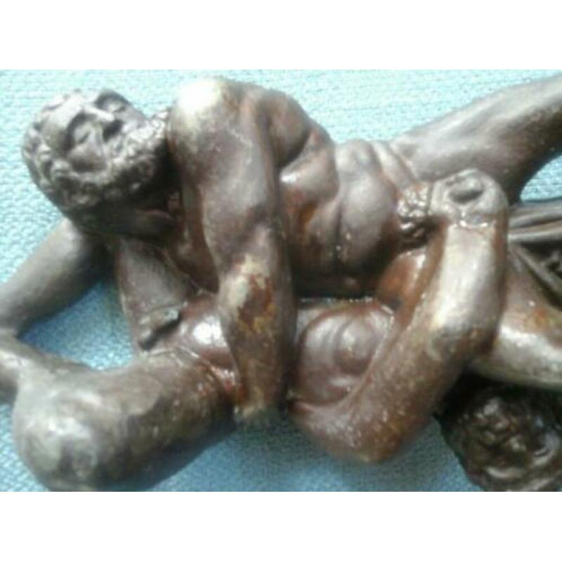 Bronzen erotisch beeld