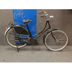 4 x gebruikte omafietsen Bike Shop Eindhoven