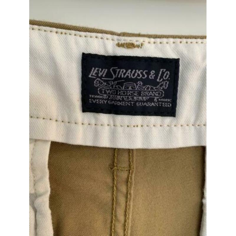 NIEUW: Heren Levi’s 502 Regular Taper Fit Chinos (30x32)