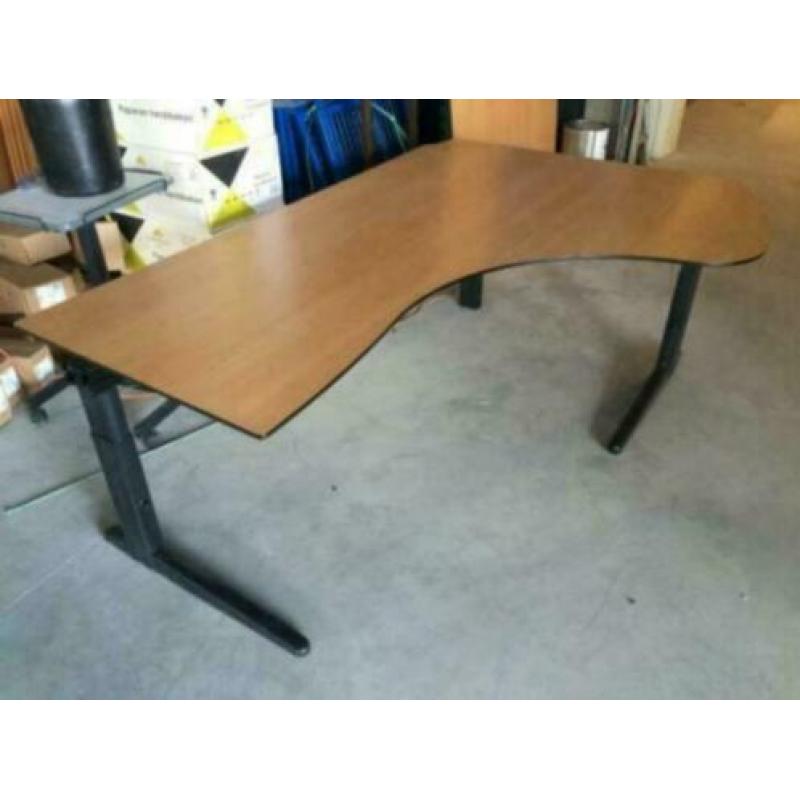 Mooie professionele Ahrend Essa instelbare bureau 's